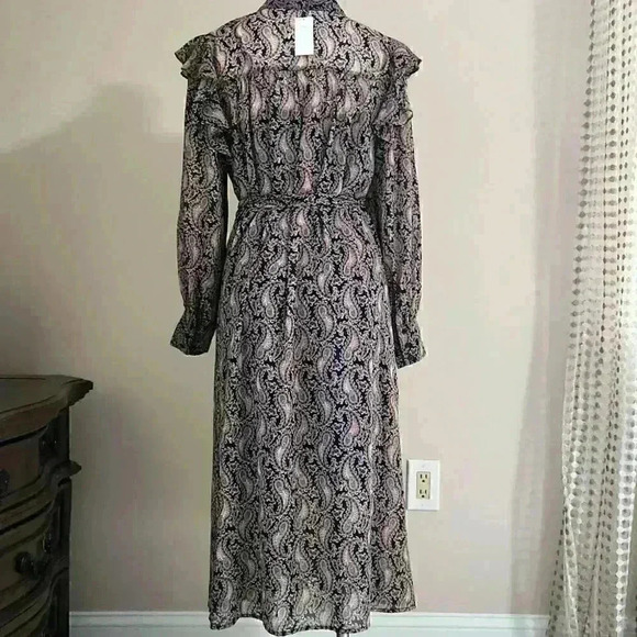 Banana Republic Flutter Midi Dress - Picture 8 of 8